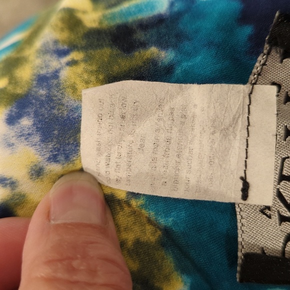 Watercolor Tank Top - Picture 5 of 5